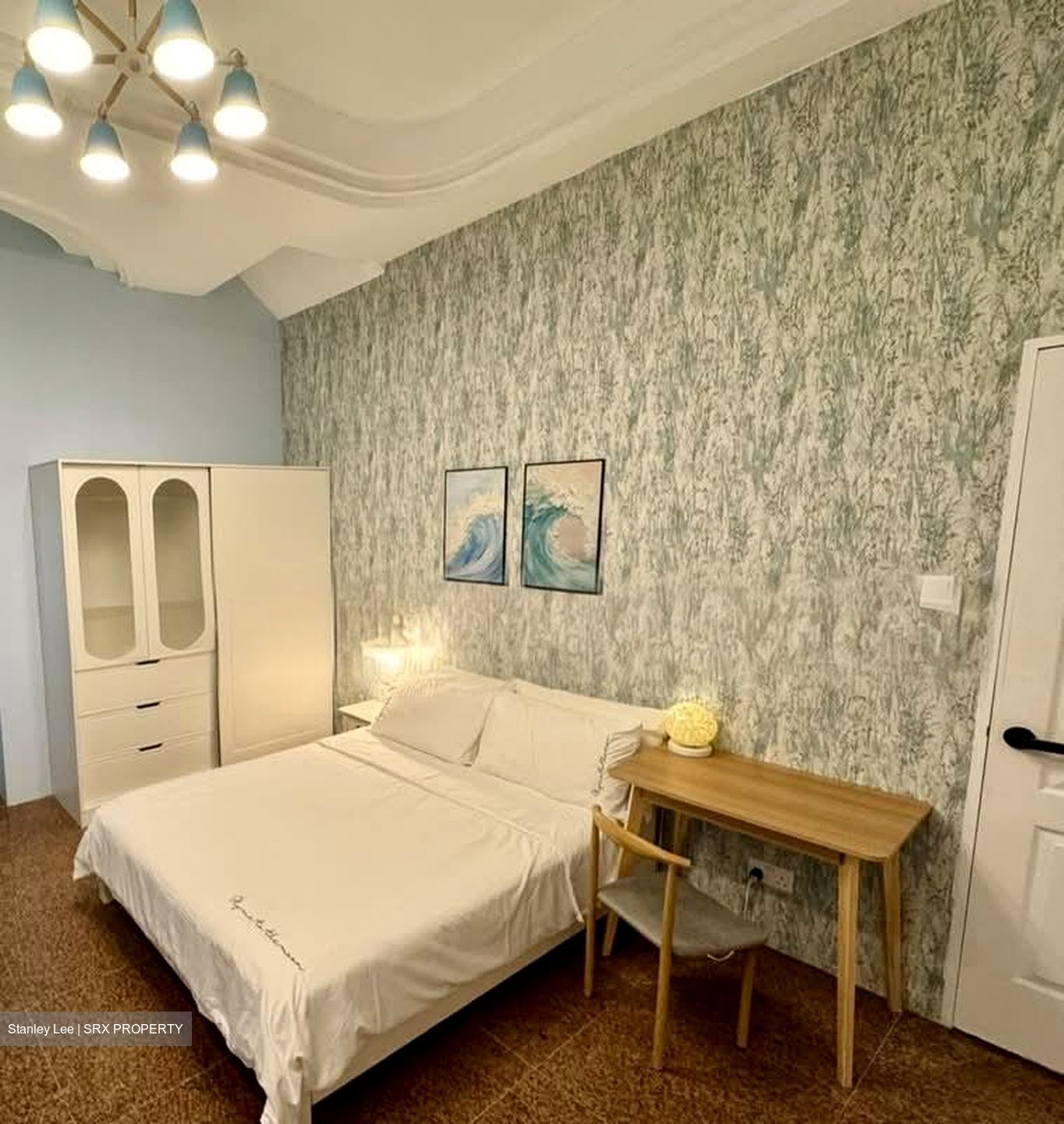 Mugliston Road (D15), Terrace #568098321